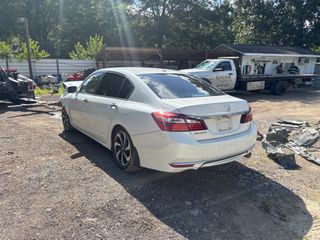 2017 Honda Accord EX-L - Exterior Rear Left Corner Image
